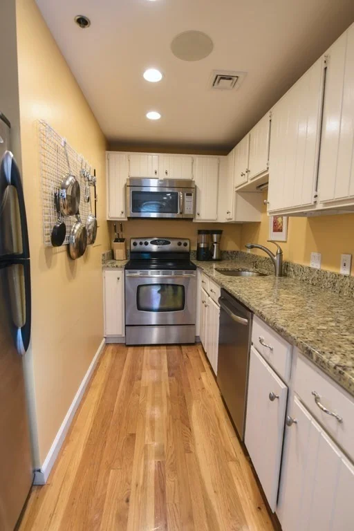 21 Main, Charlestown