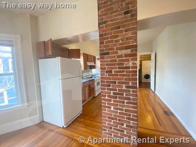 217 Harvard St, Central Square