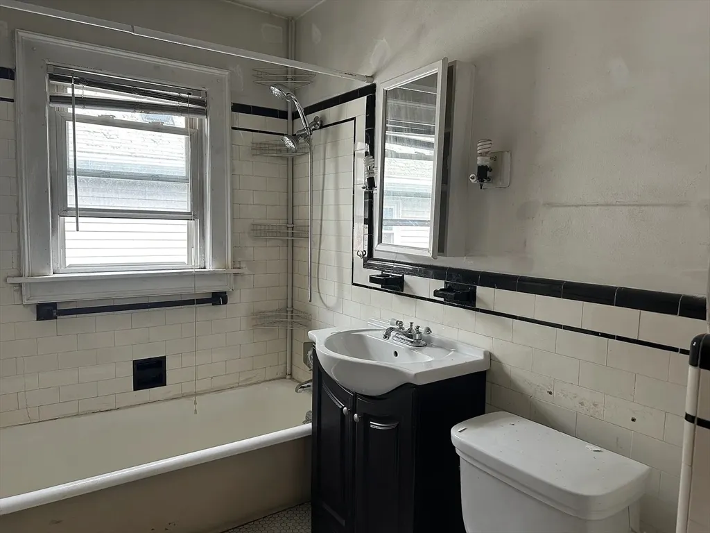 74-76 Governor St, Ten Hills