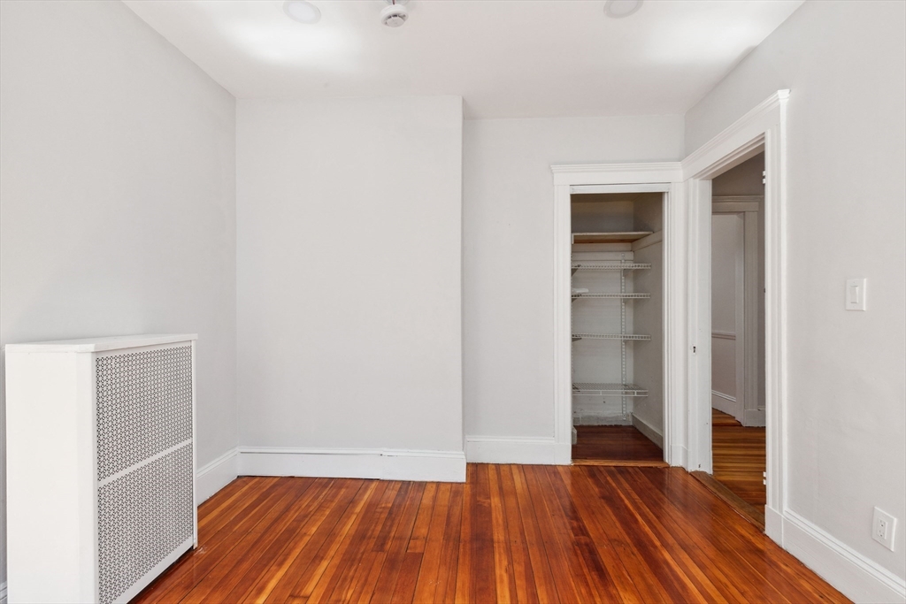 11 Tucker St, Milton