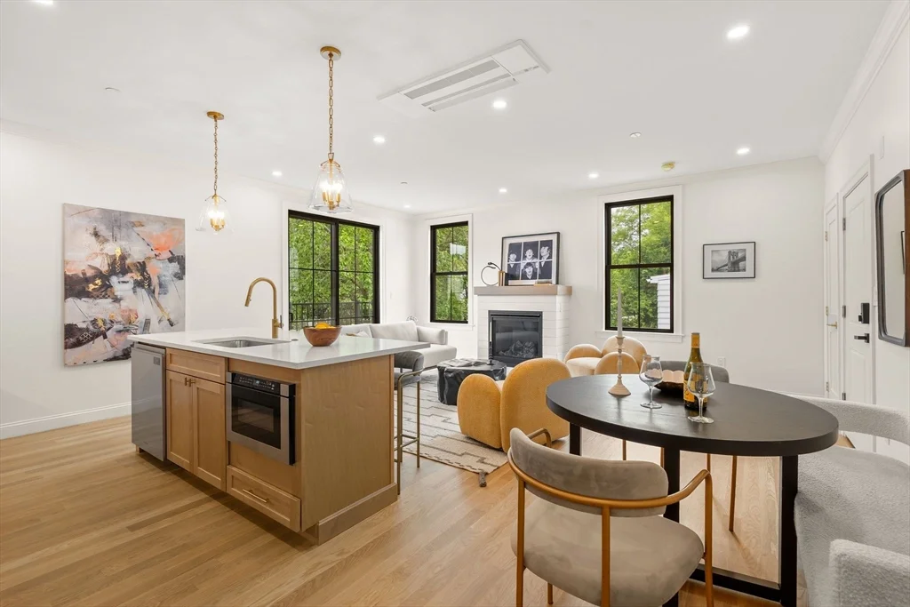 27 Shepard, Brighton