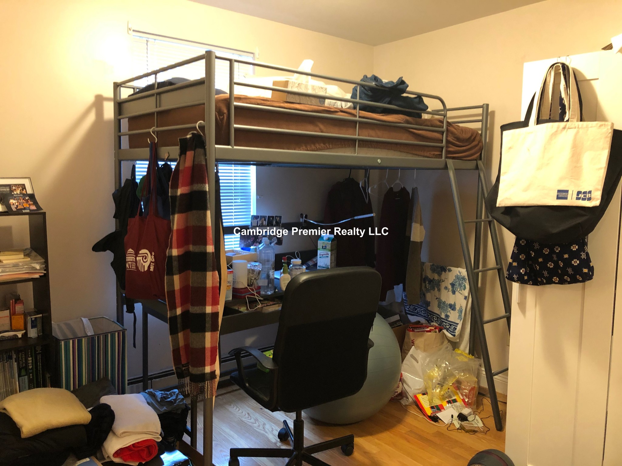 275 Putnam Ave, Riverside