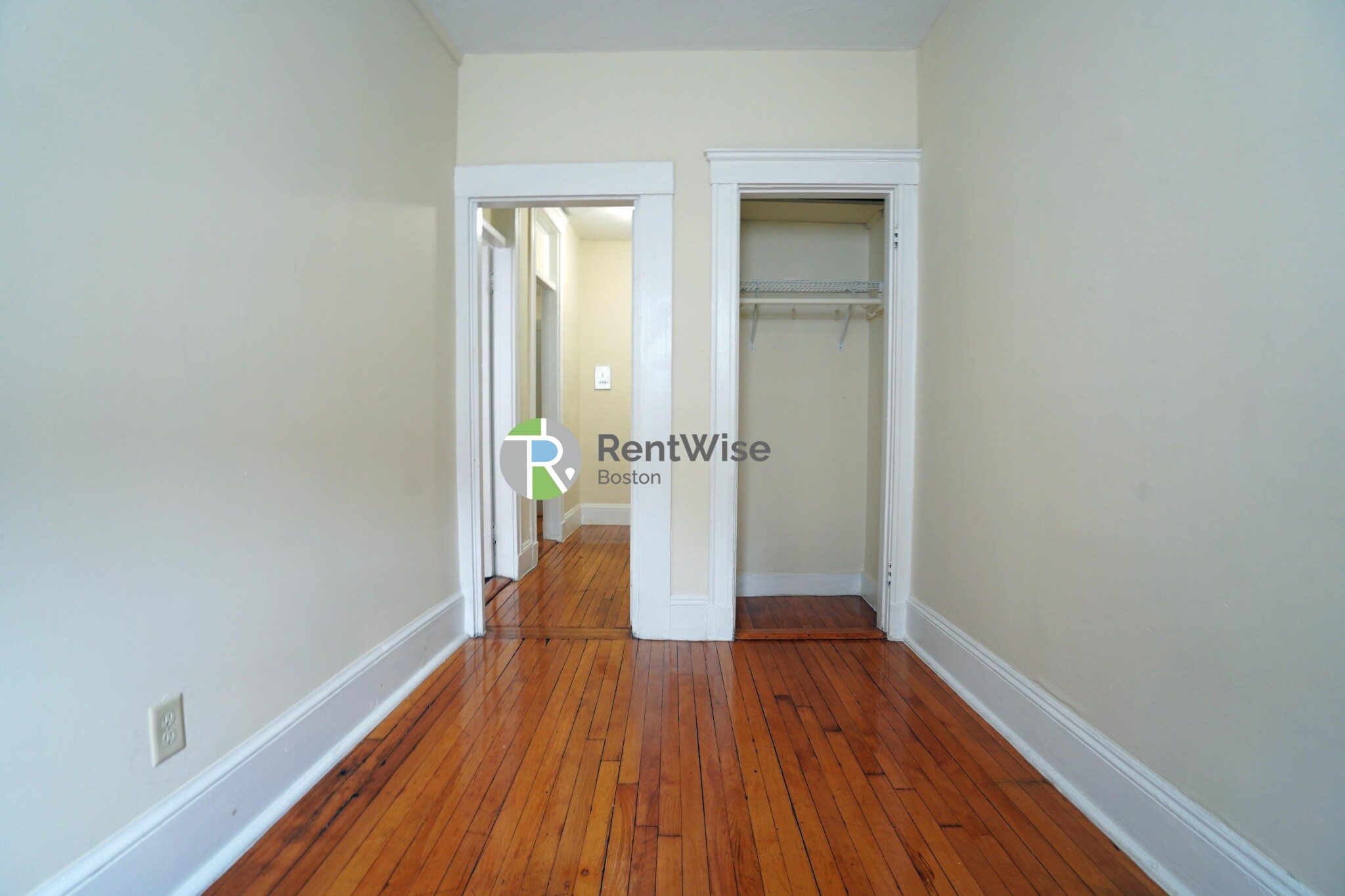 1367 Commonwealth Ave, Brighton