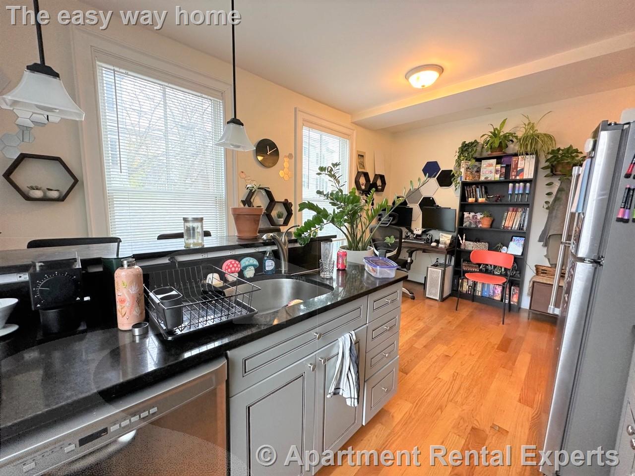 43 Kent St, Porter Square