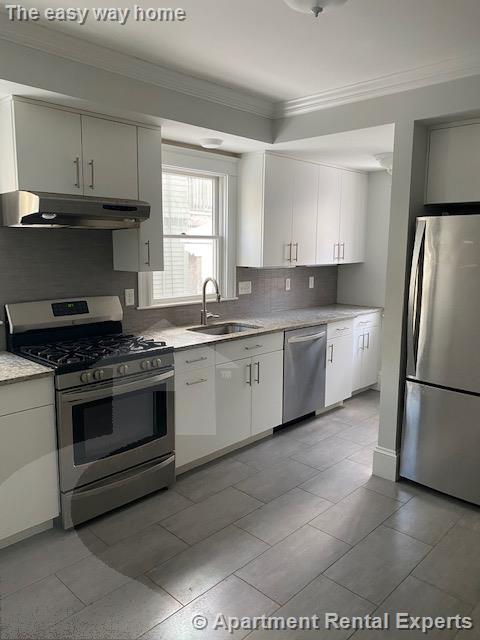 92 Powderhouse Blvd, Davis Square