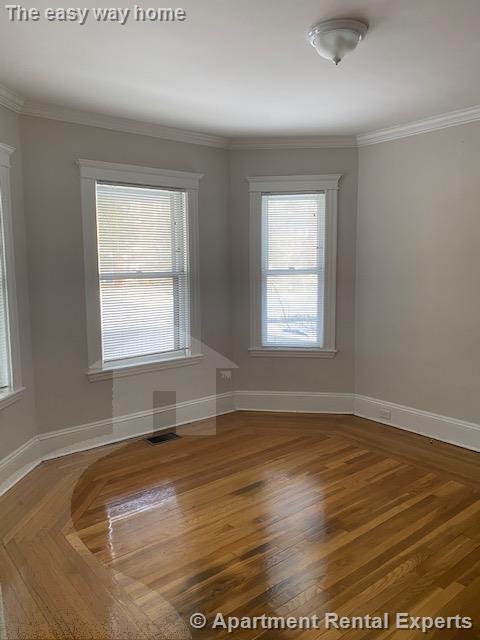 92 Powder House Boulevard, Teele Square