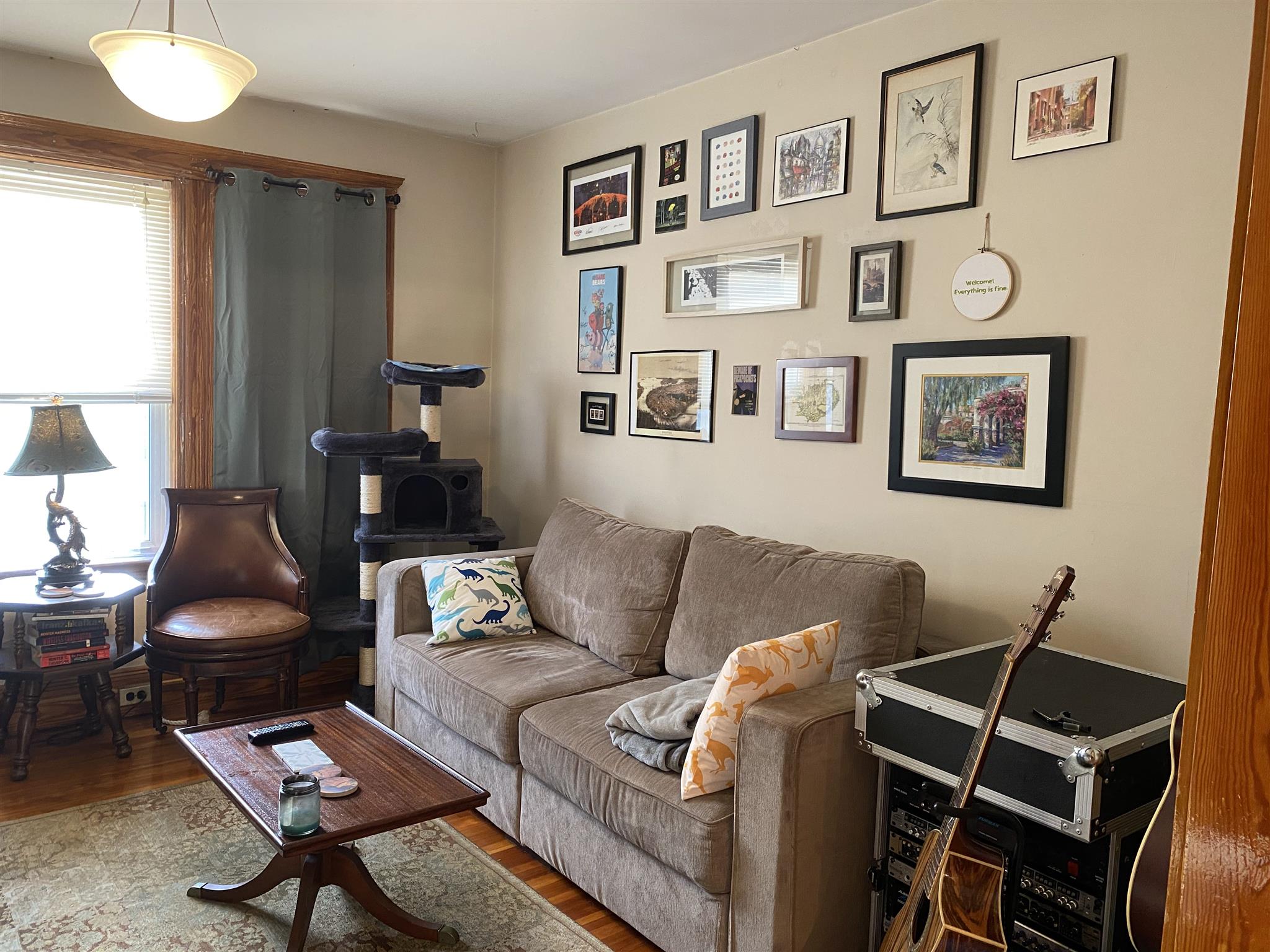 3 bed, 1 bath apartment for rent at 45 Clarendon Ave Unit 2, Davis Square — photo 1 of 9