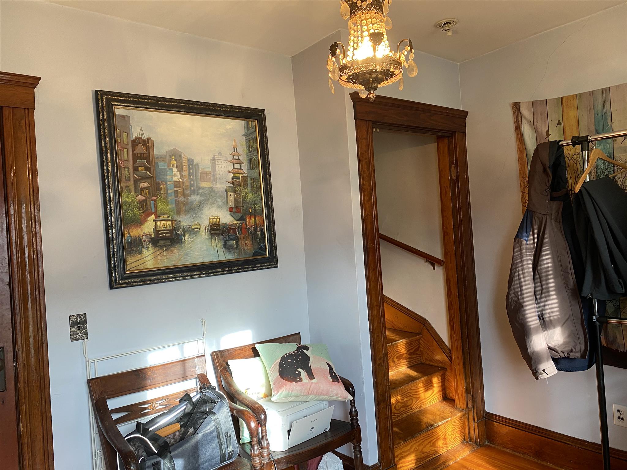 3 bed, 1 bath apartment for rent at 45 Clarendon Ave Unit 2, Davis Square — photo 3 of 9