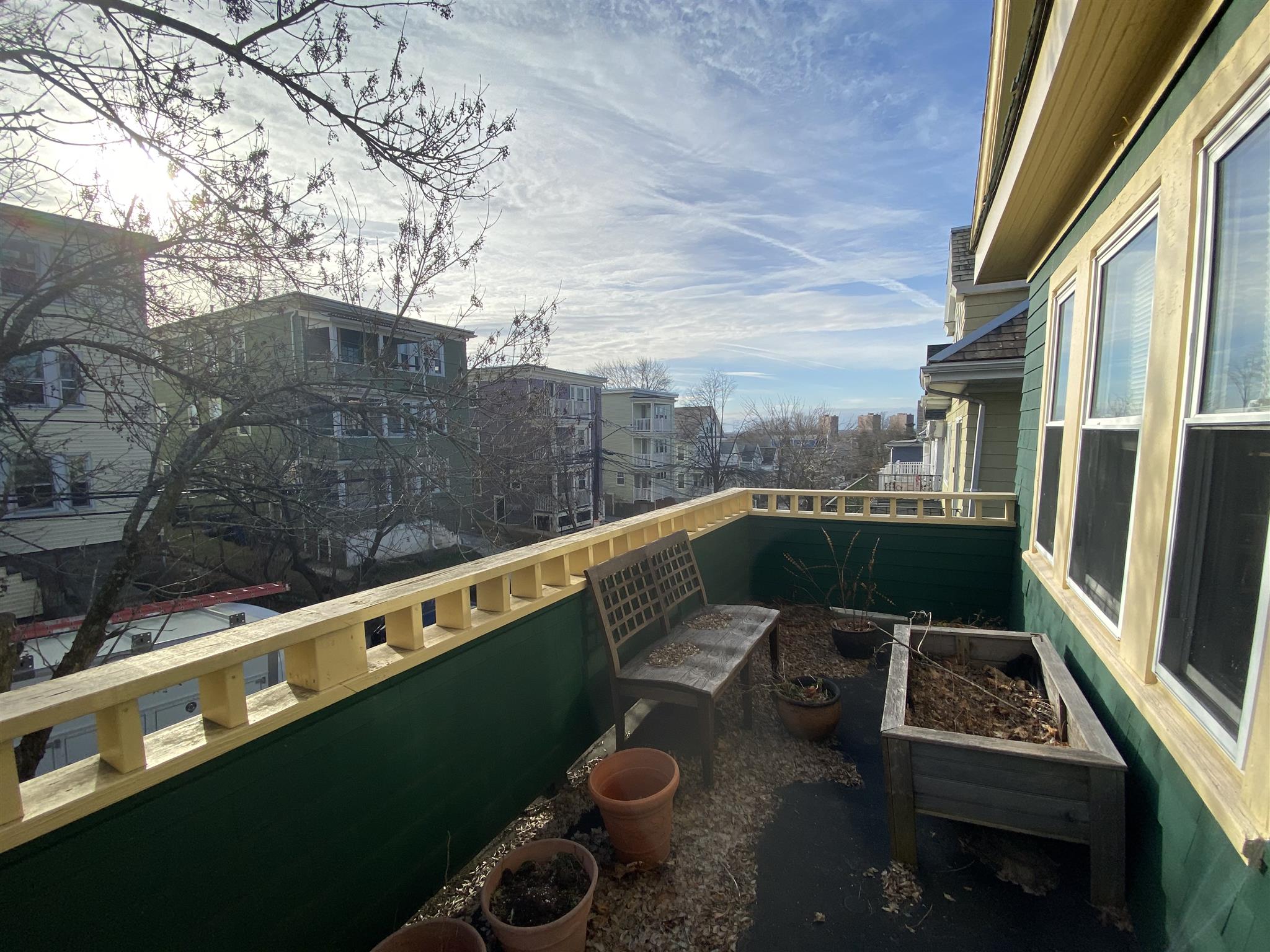 3 bed, 1 bath apartment for rent at 45 Clarendon Ave Unit 2, Davis Square — photo 5 of 9