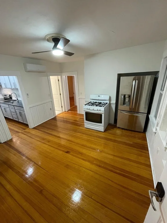 10 Elsmere Ave, Methuen