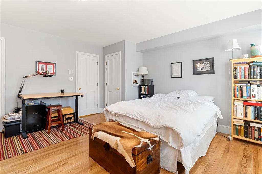 50 S Russell St, Beacon Hill