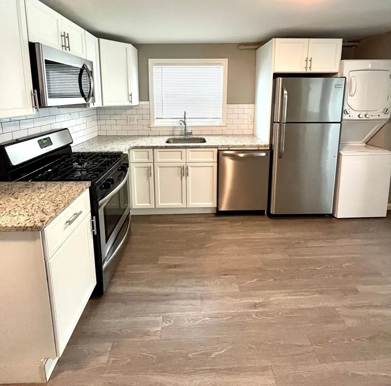 187 Maverick St, East Boston