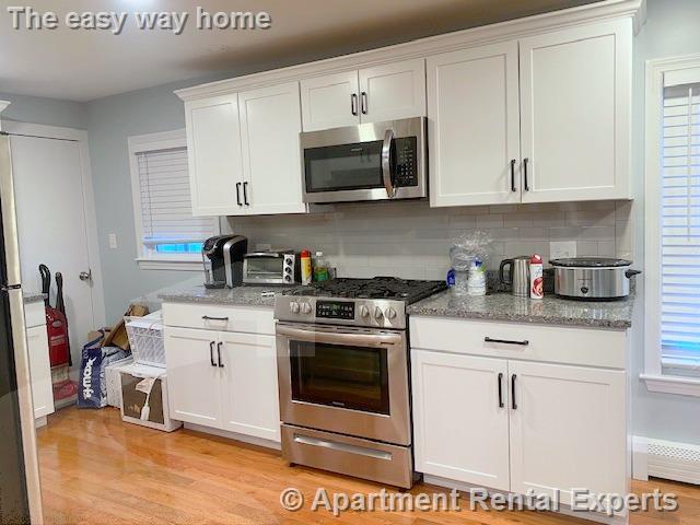 521 Main St, Magoun Square