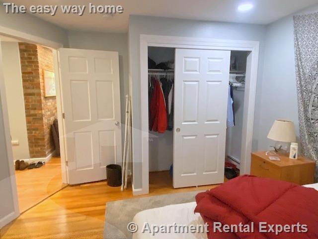 521 Main St, Magoun Square