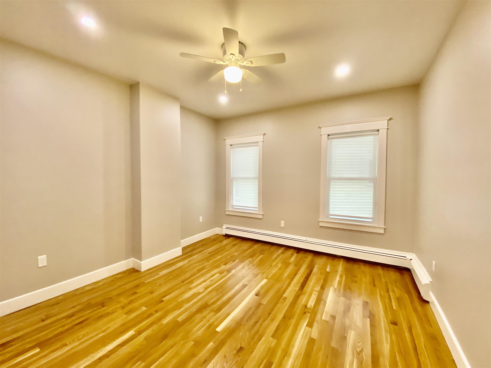 3.5 bed, 1 bath apartment for rent at 33 Portsmouth St Unit 3, Kendall Square — photo 11 of 13