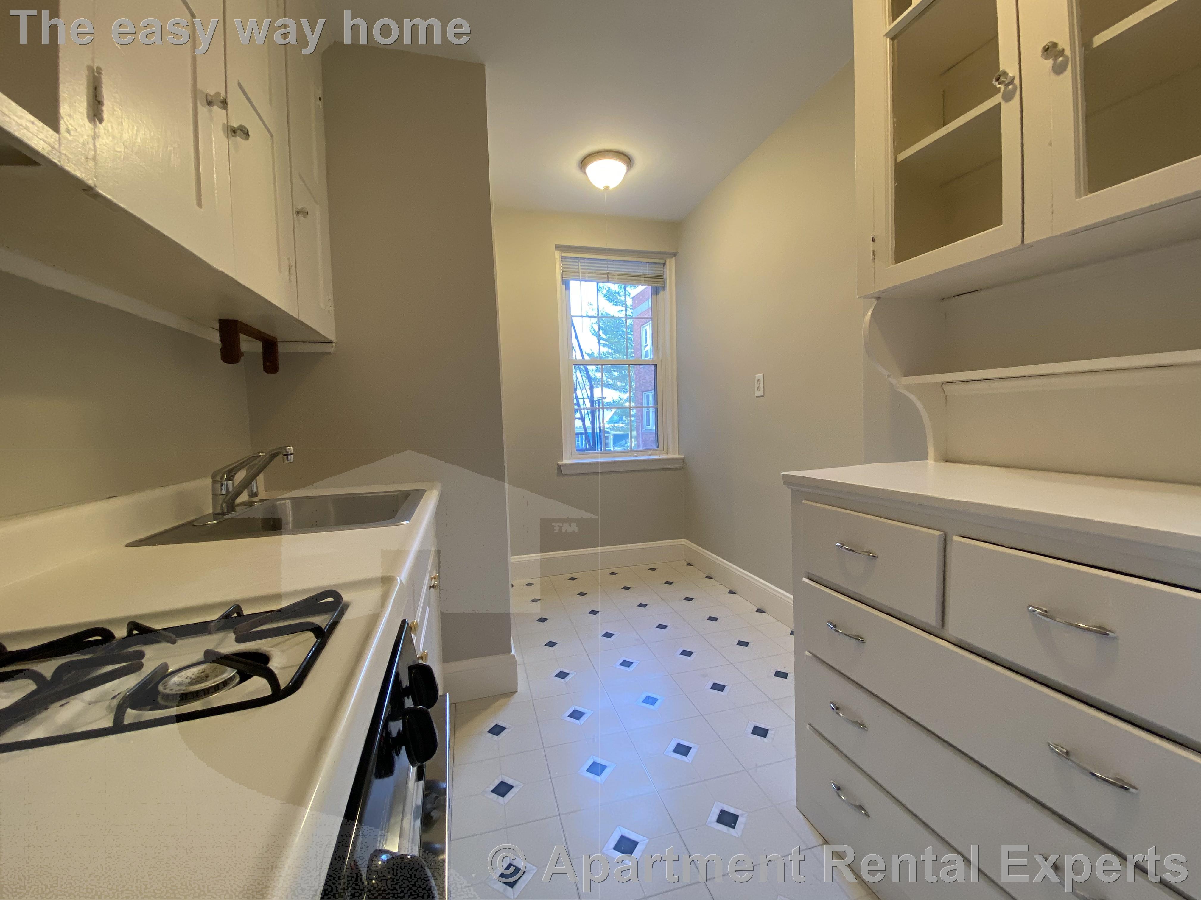 119 College Ave, Davis Square