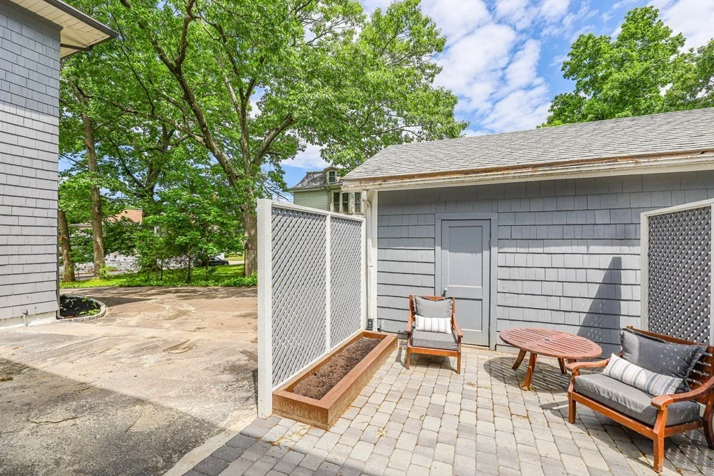 52 Maple St, Hyde Park