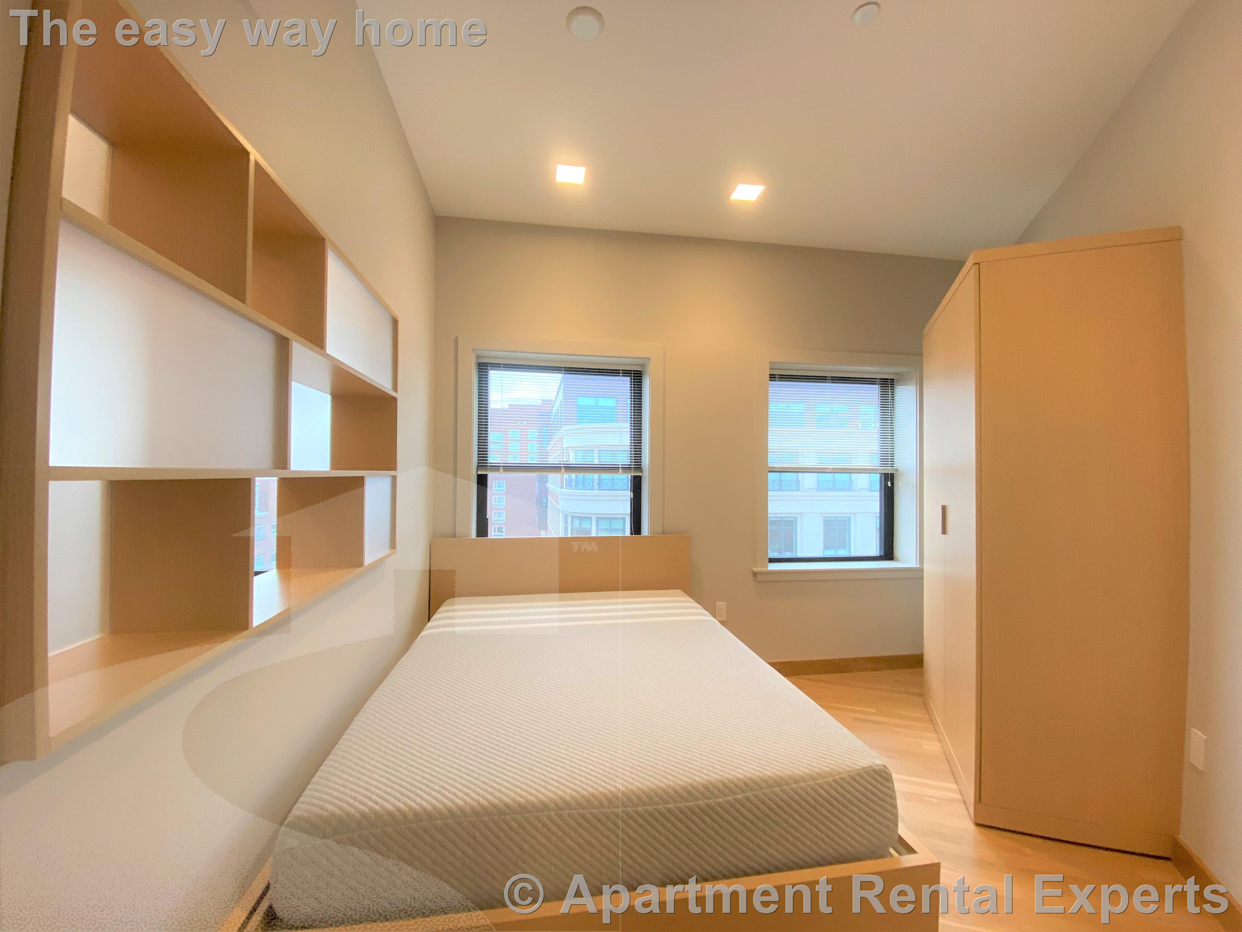 115 Mt Auburn St, Harvard Square