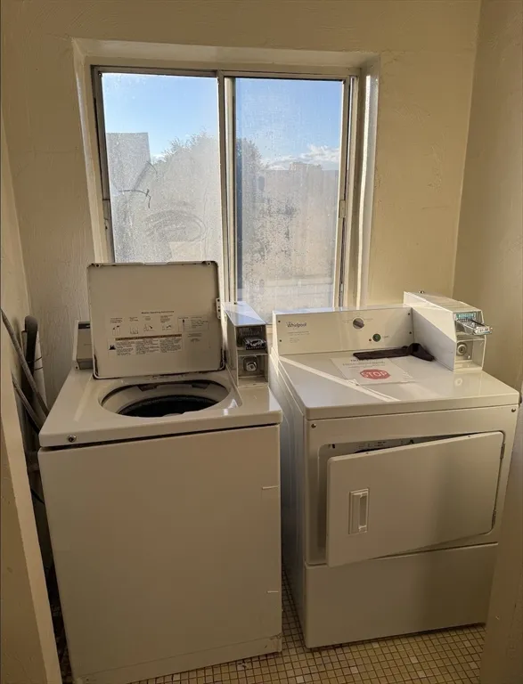 22 Irving St, Everett