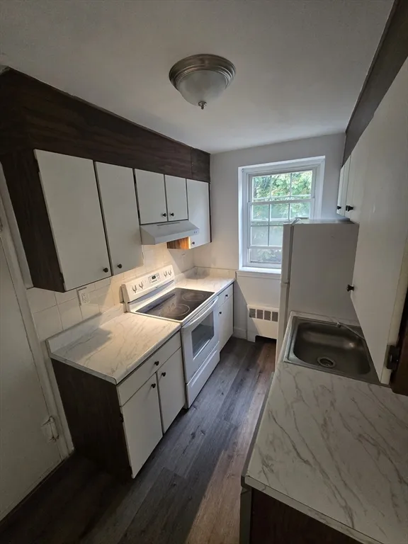 29 Englewood Ave, Salisbury Road - Corey Farm