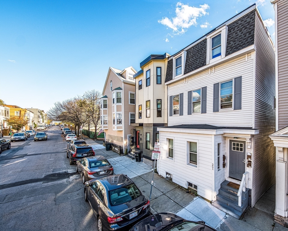 351 East 8th St, South Boston