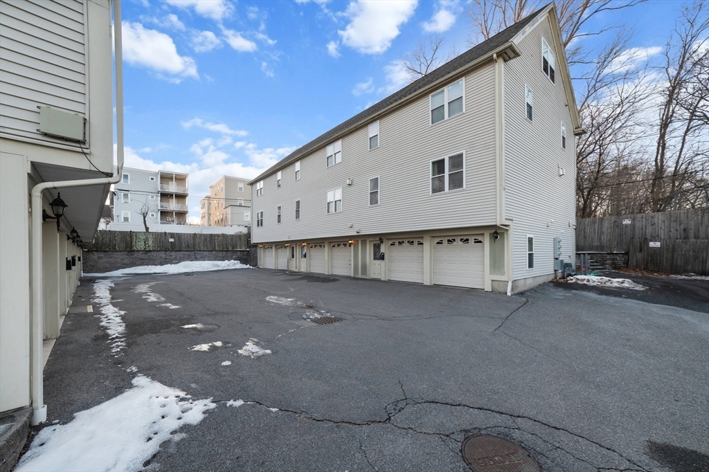 16 Downer Ct, Boston