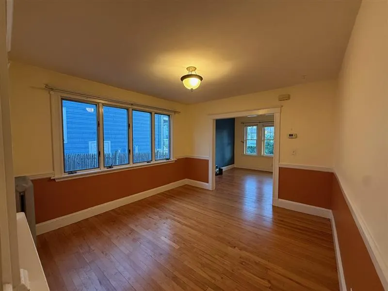 67 Fairfax St, West Somerville