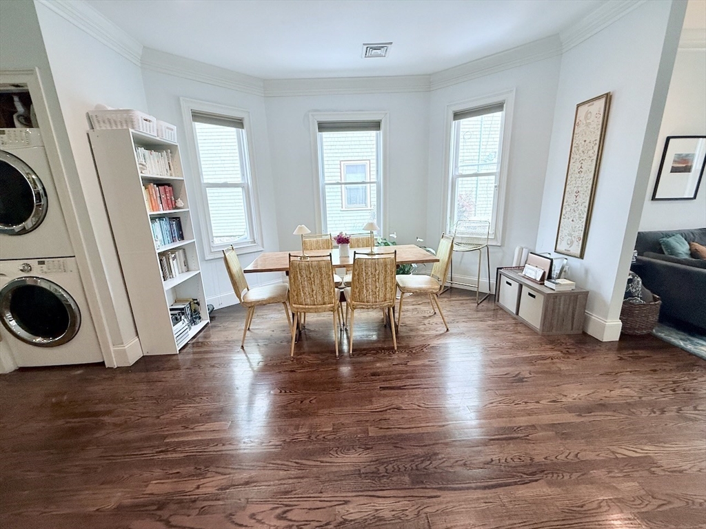 58 Seaverns Ave, Jamaica Plain