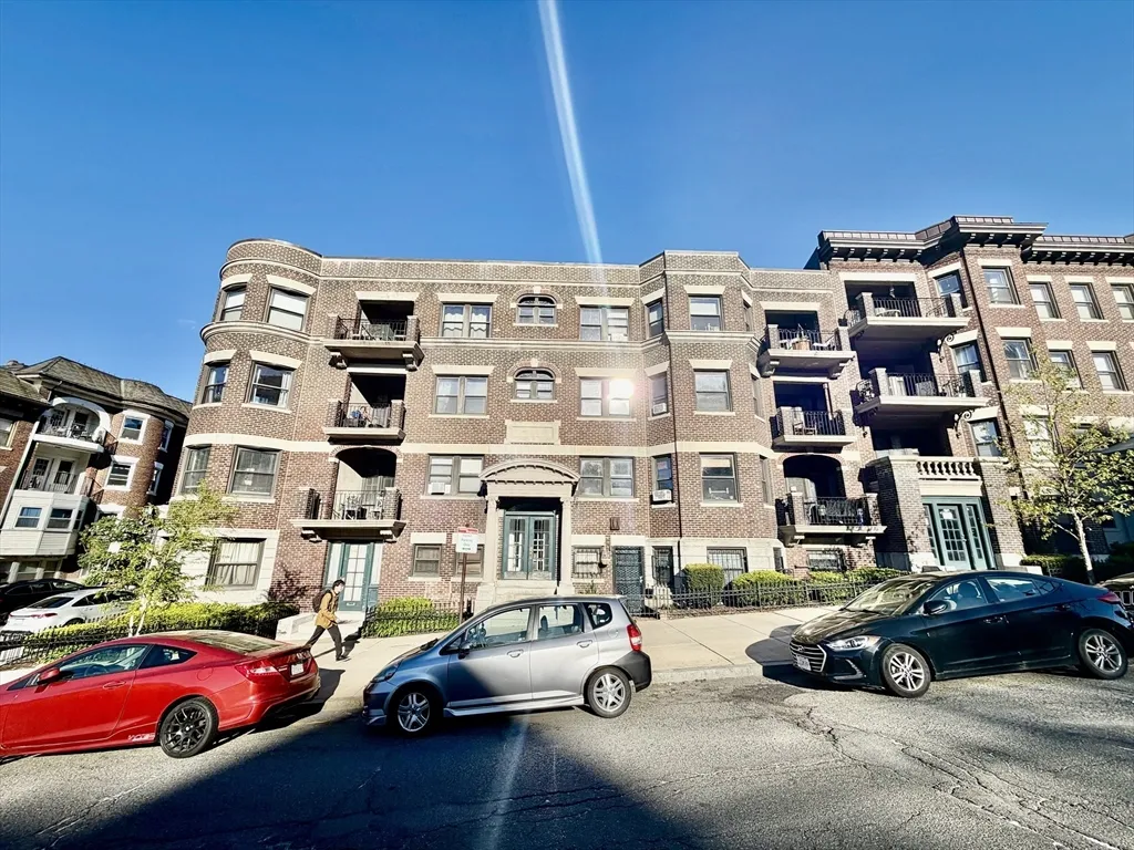 1466 Commonwealth Ave, Brighton