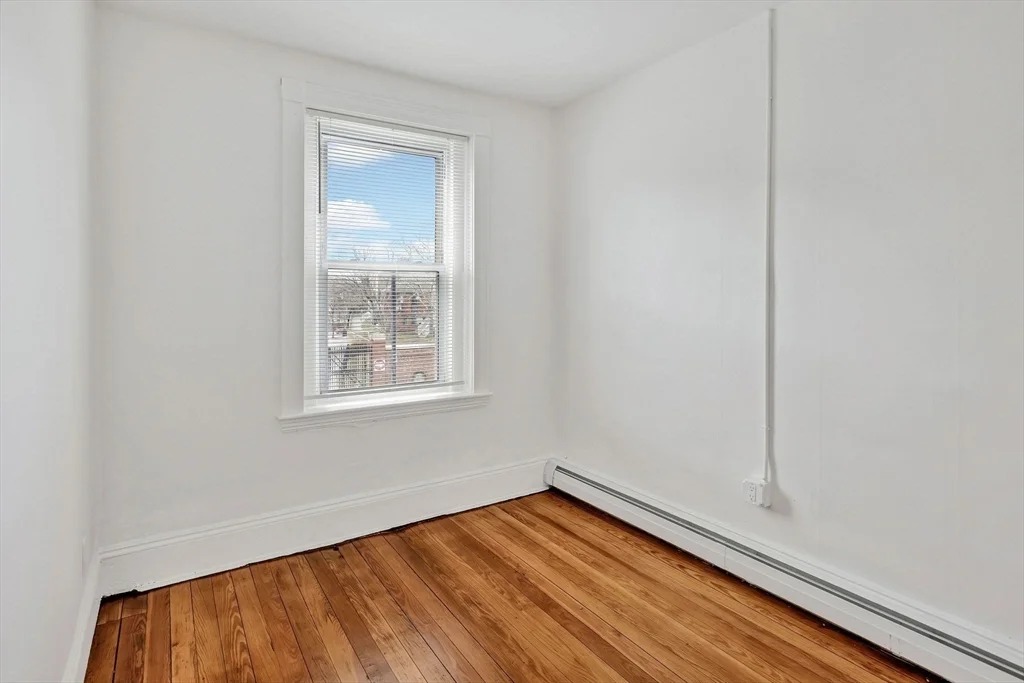 864 Huntington, Mission Hill