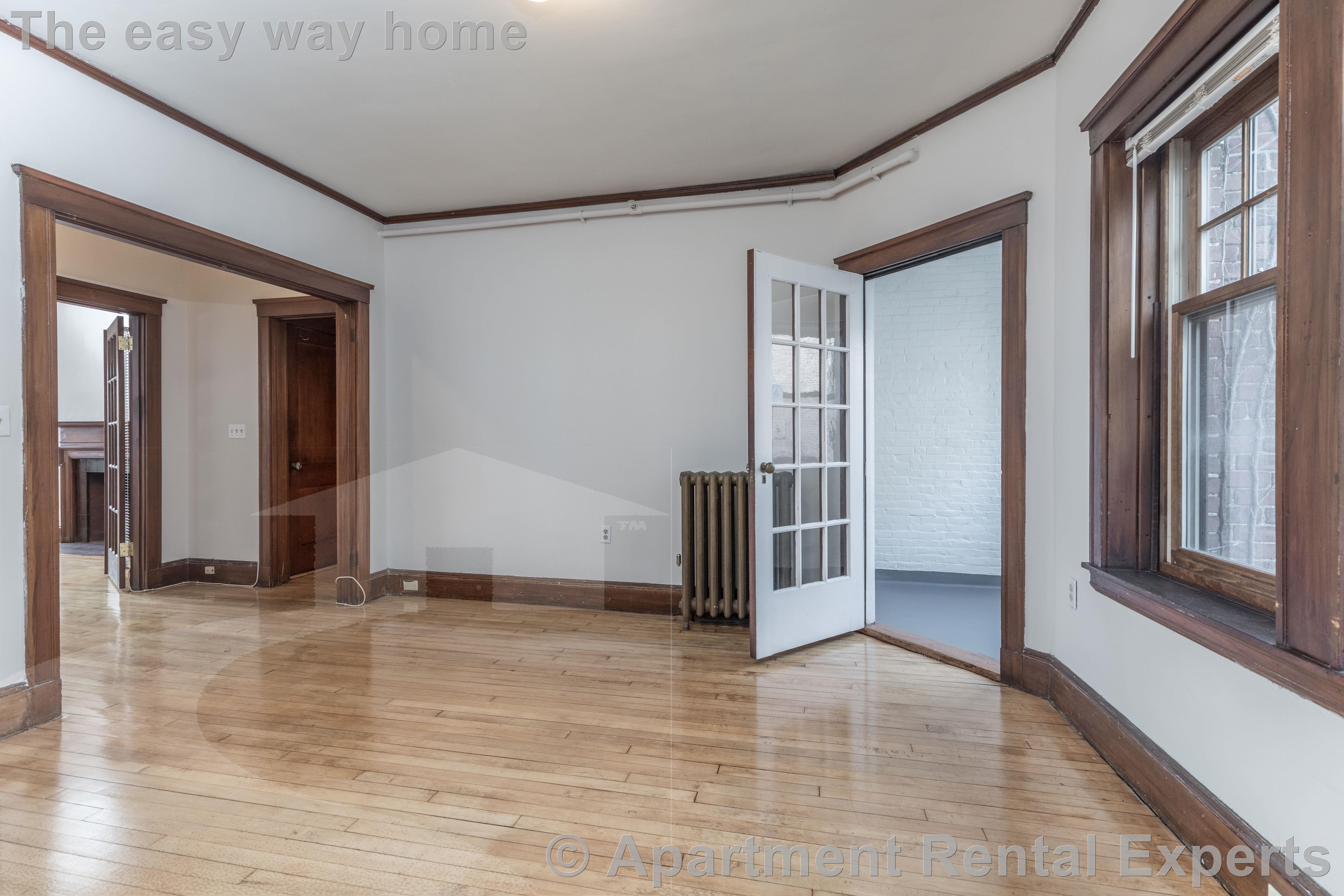 11 Linnaean St, Neighborhood Nine