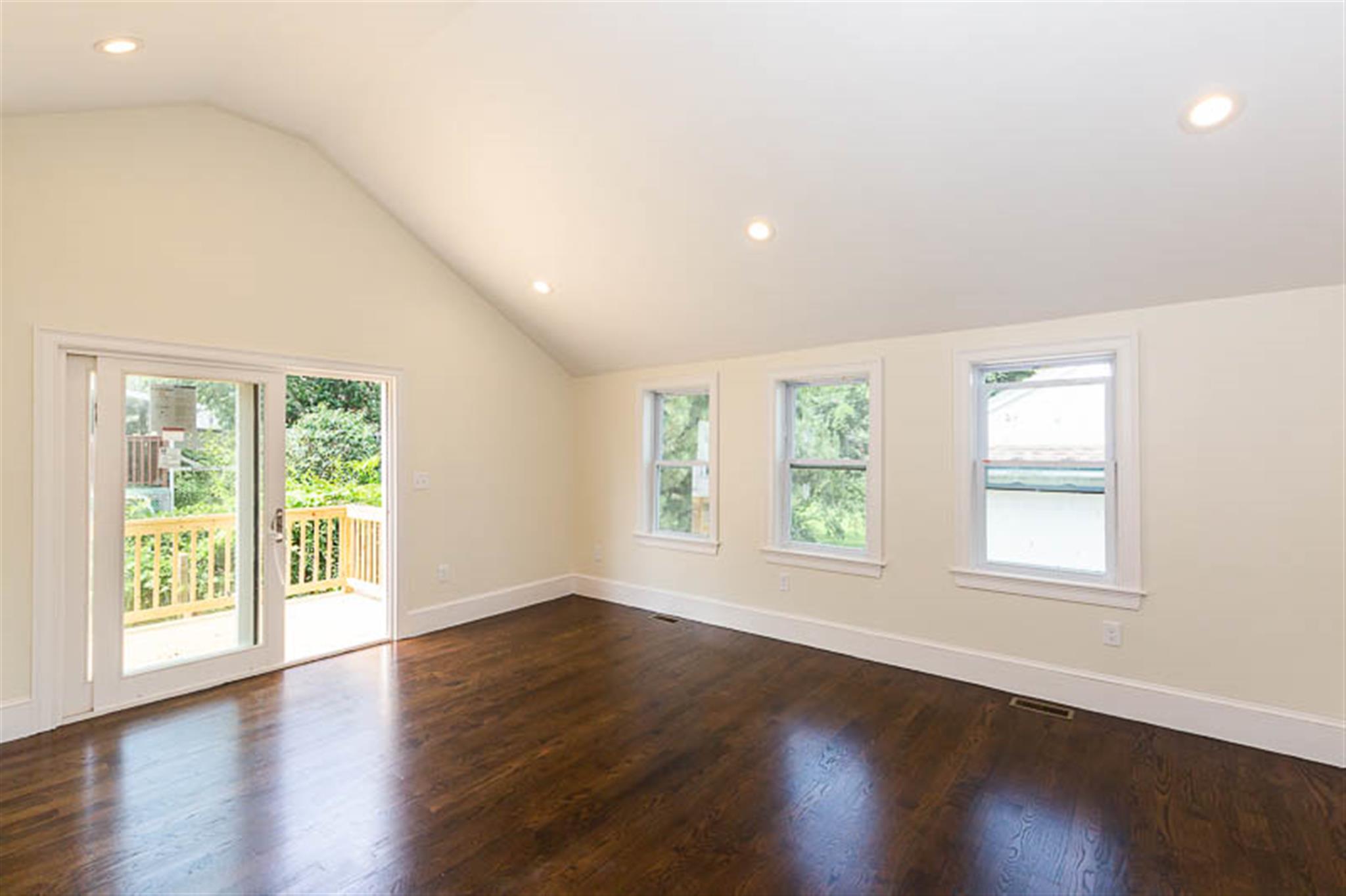 4 bed, 2.5 bath apartment for rent at 71 Orchard St Unit 1S, Malden — photo 3 of 19