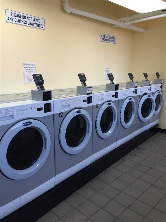 1607 Commonwealth Ave, Brighton