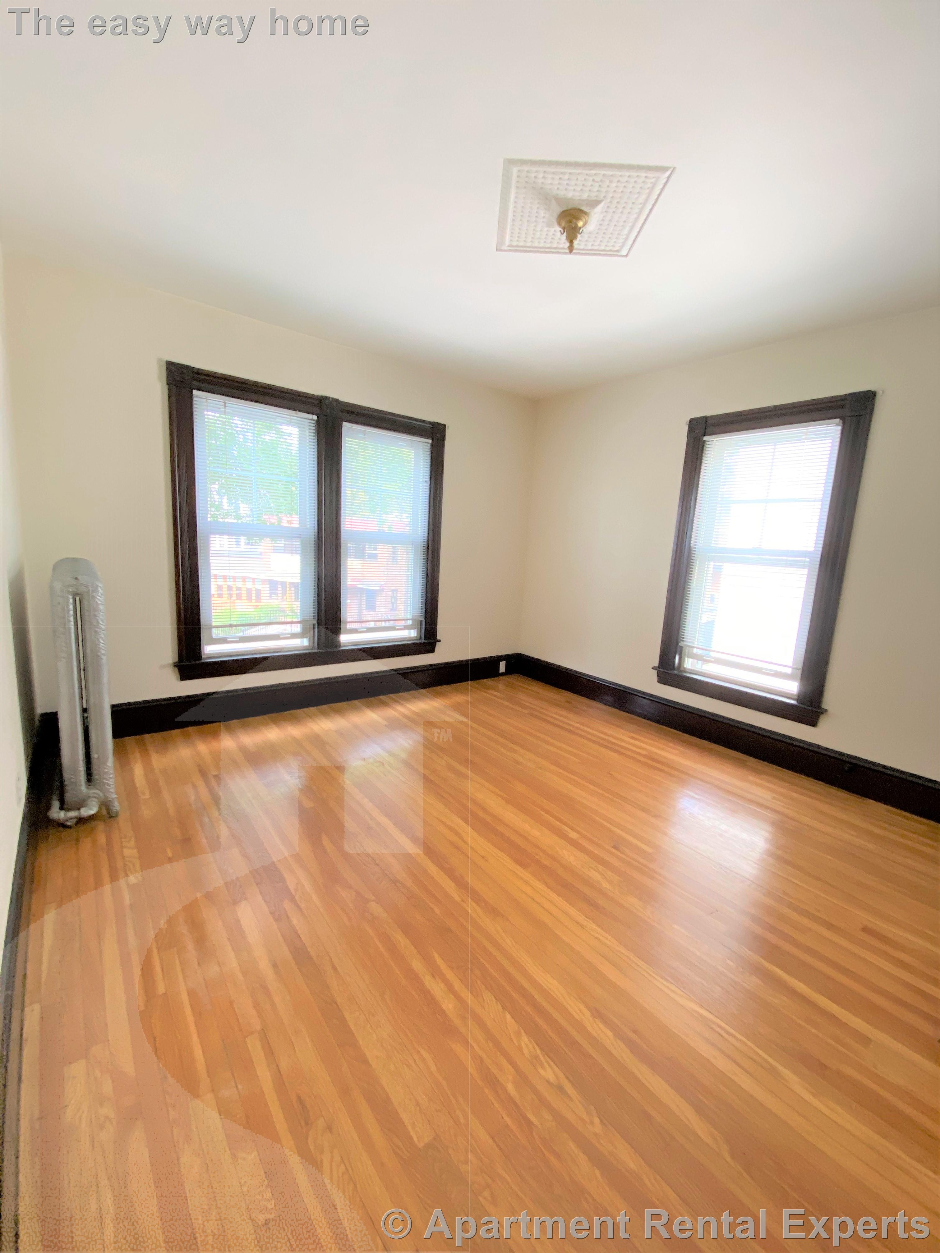 211 Holland St, Davis Square