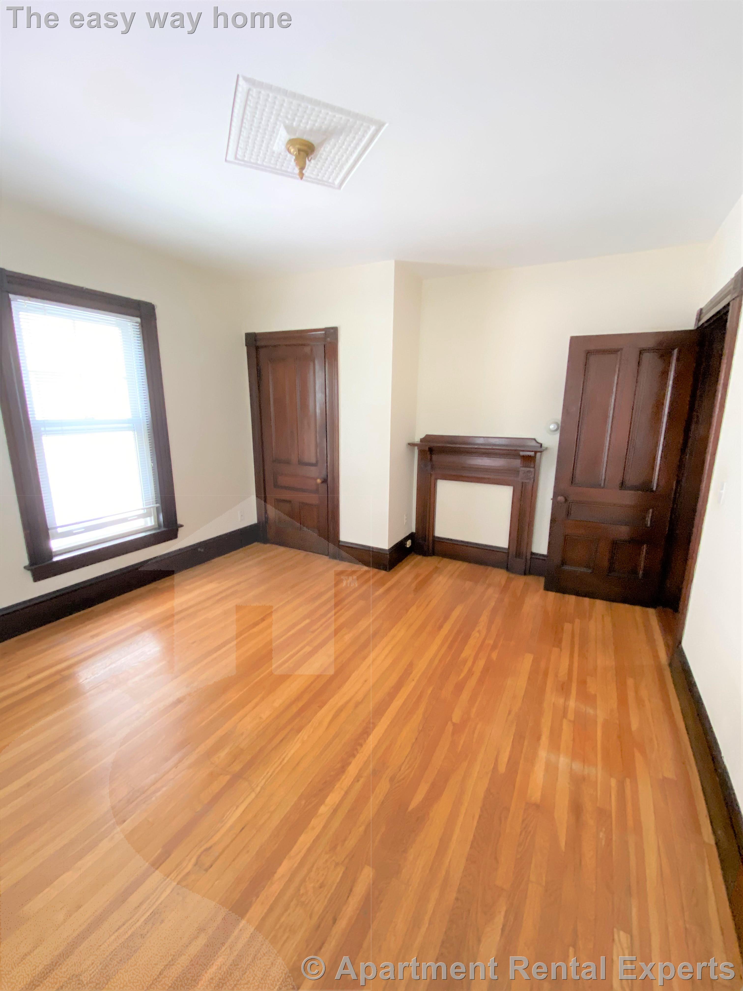 211 Holland St, Davis Square