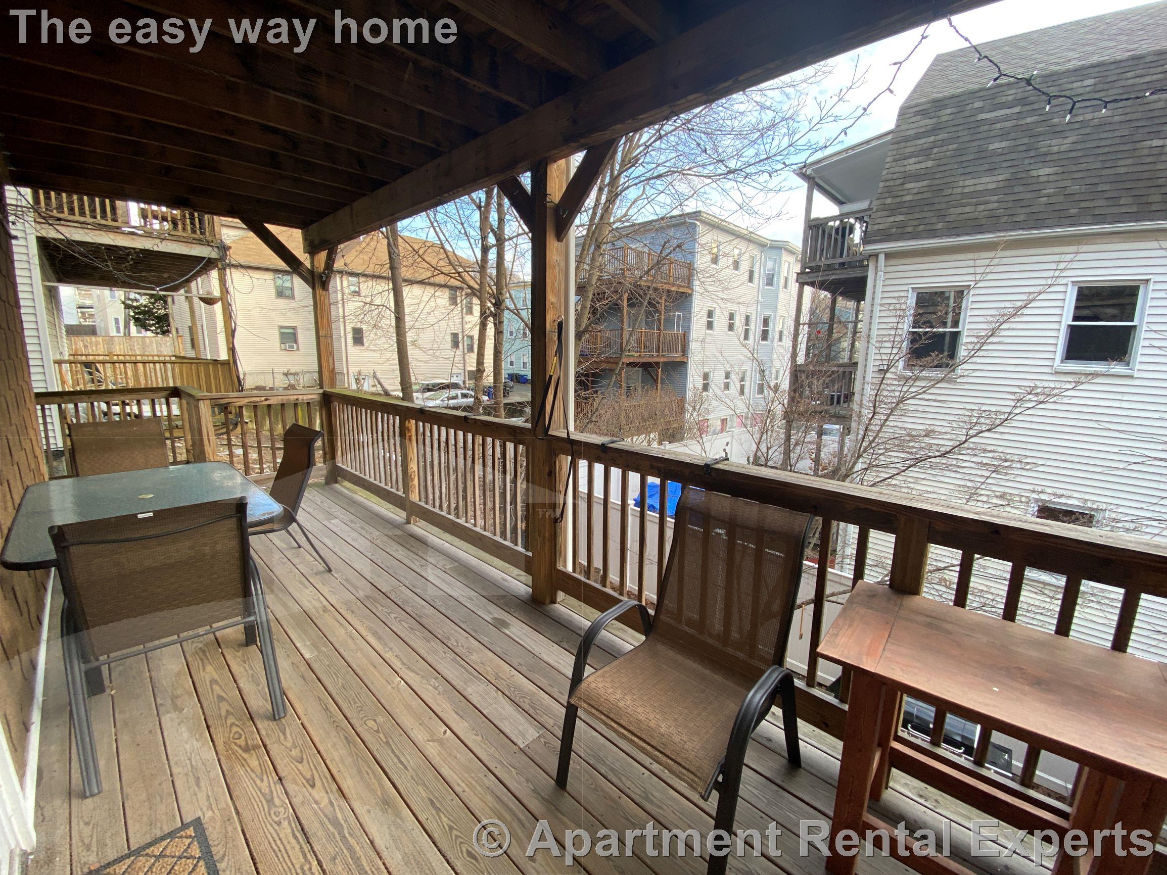 294 Highland Ave, Powder House Square