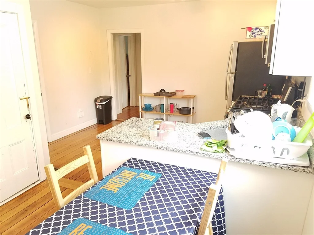 100 Flint, East Somerville