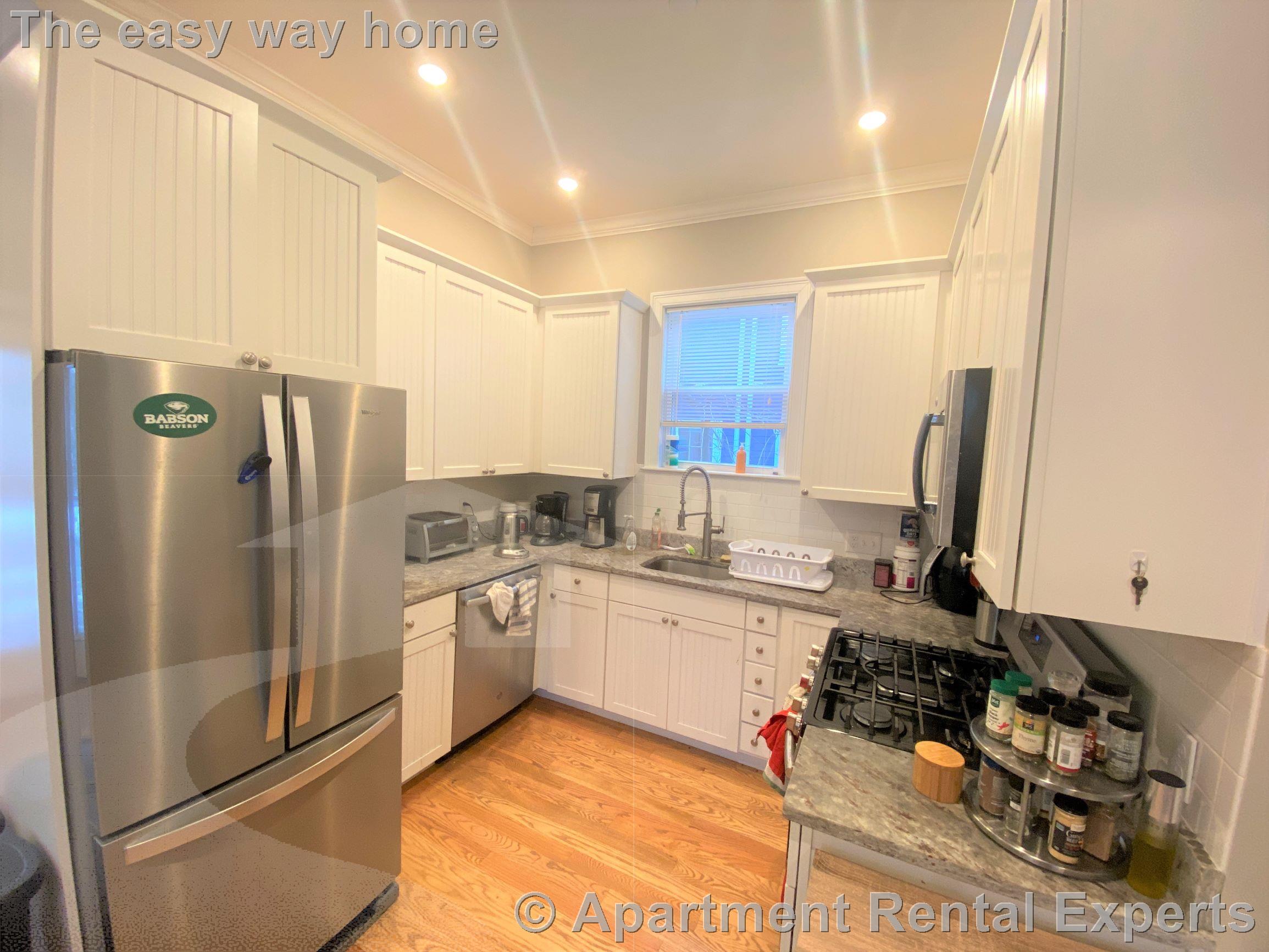 183 River St, Central Square