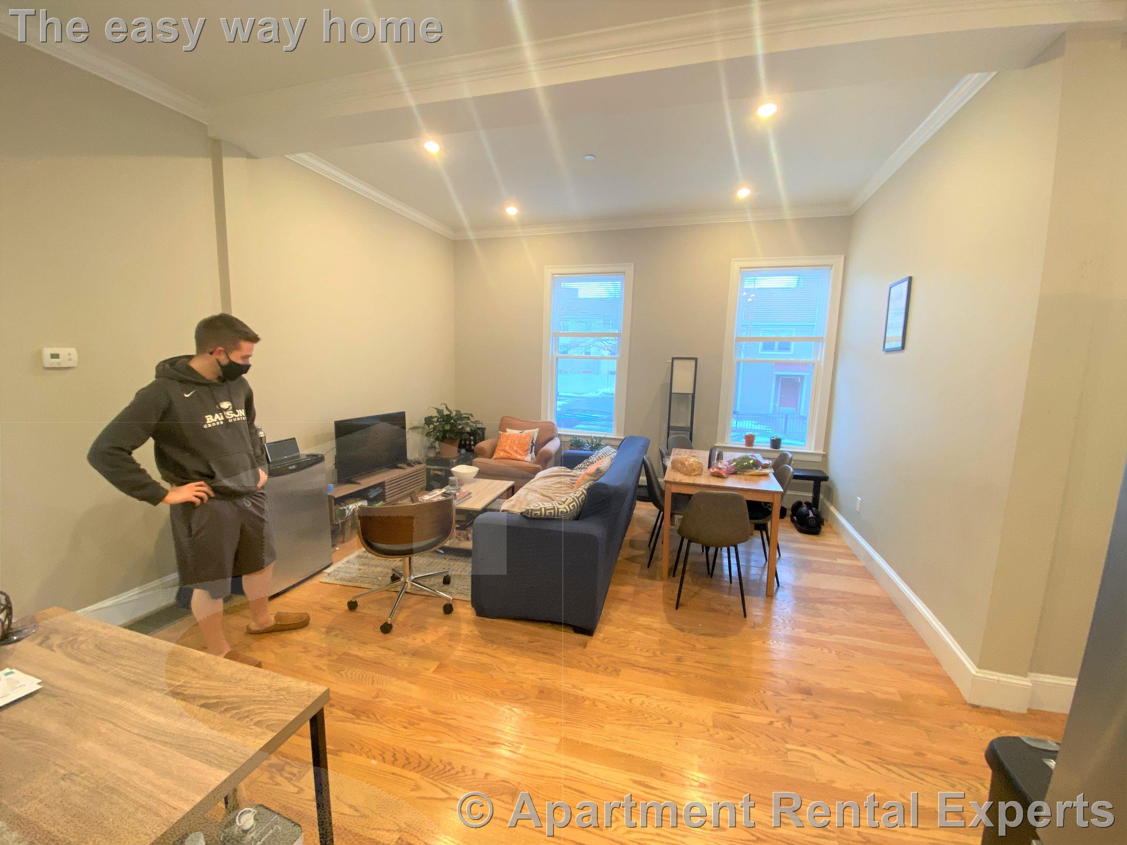 183 River St, Central Square