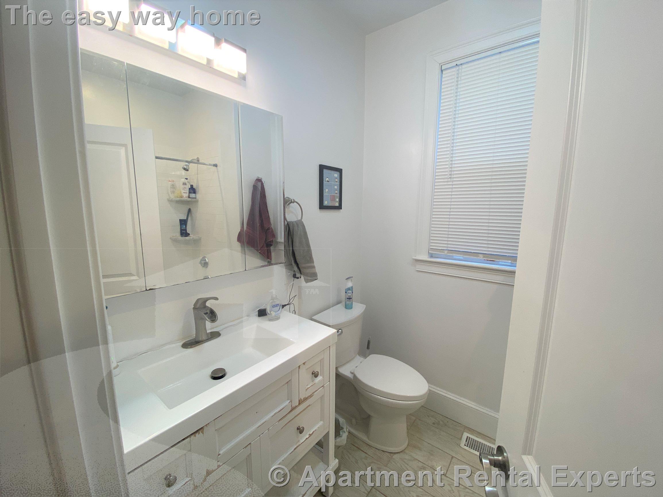 183 River St, Central Square