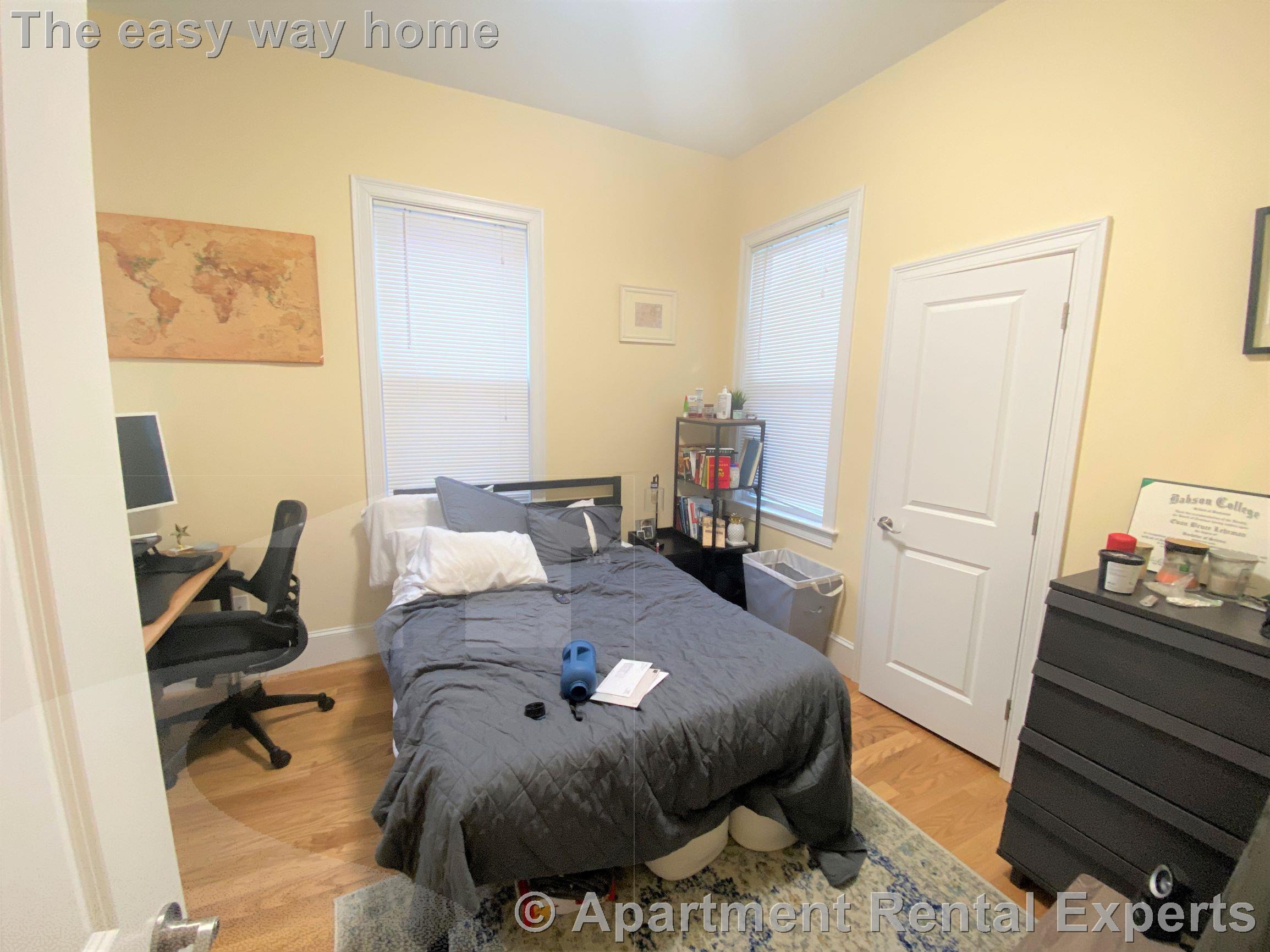 183 River St, Central Square