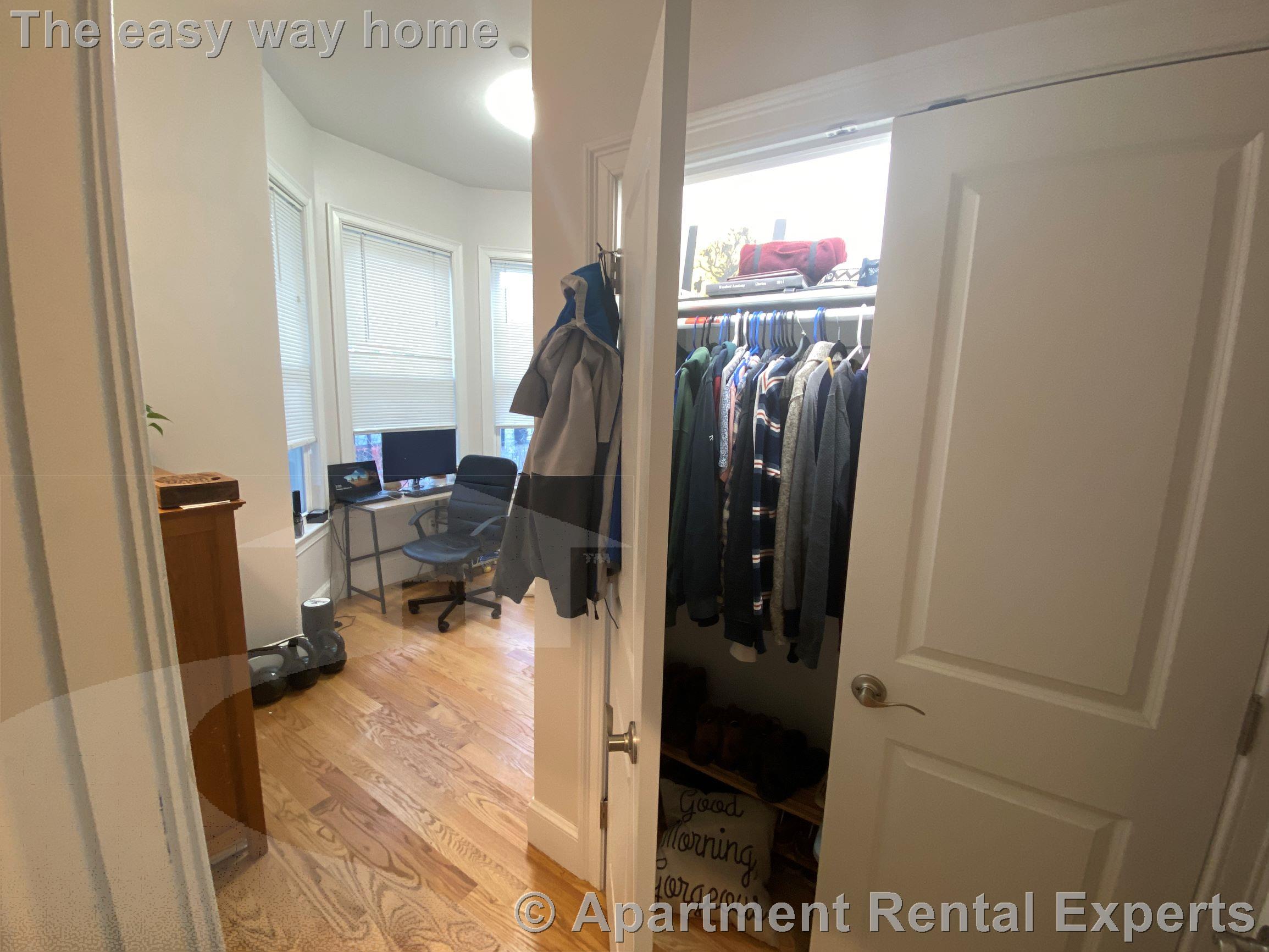 183 River St, Central Square