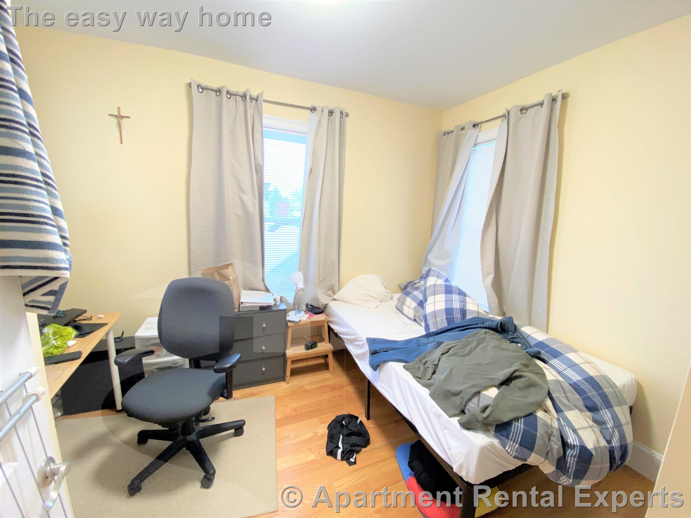 183 River St, Central Square