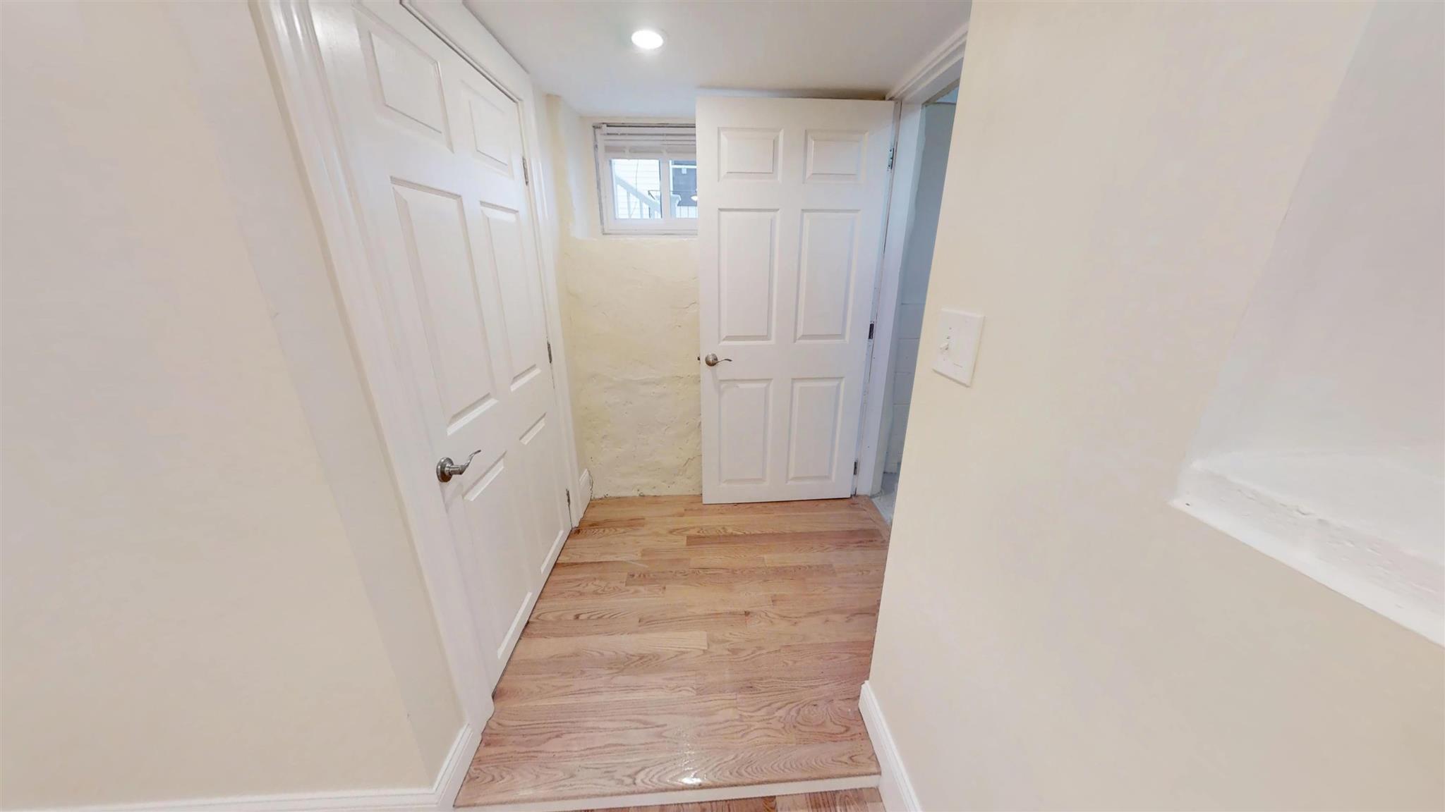 4.5 bed, 2 bath apartment for rent at 219 Holland St Unit 219, Davis Square — photo 11 of 14