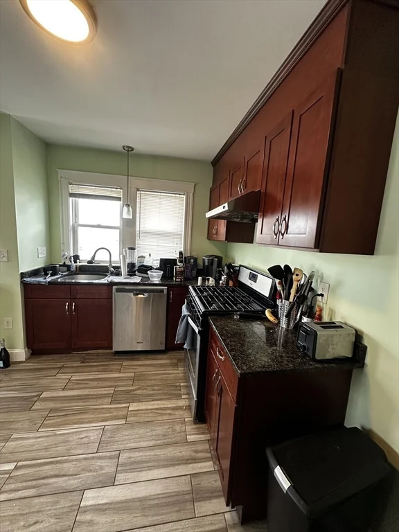 100 Colby Rd, Quincy