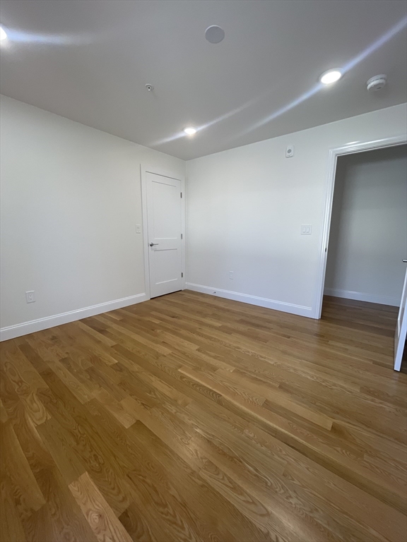 40 Everett St, Everett