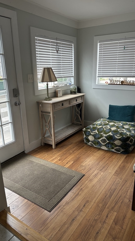 34 Brookline Ave Winter, Hull