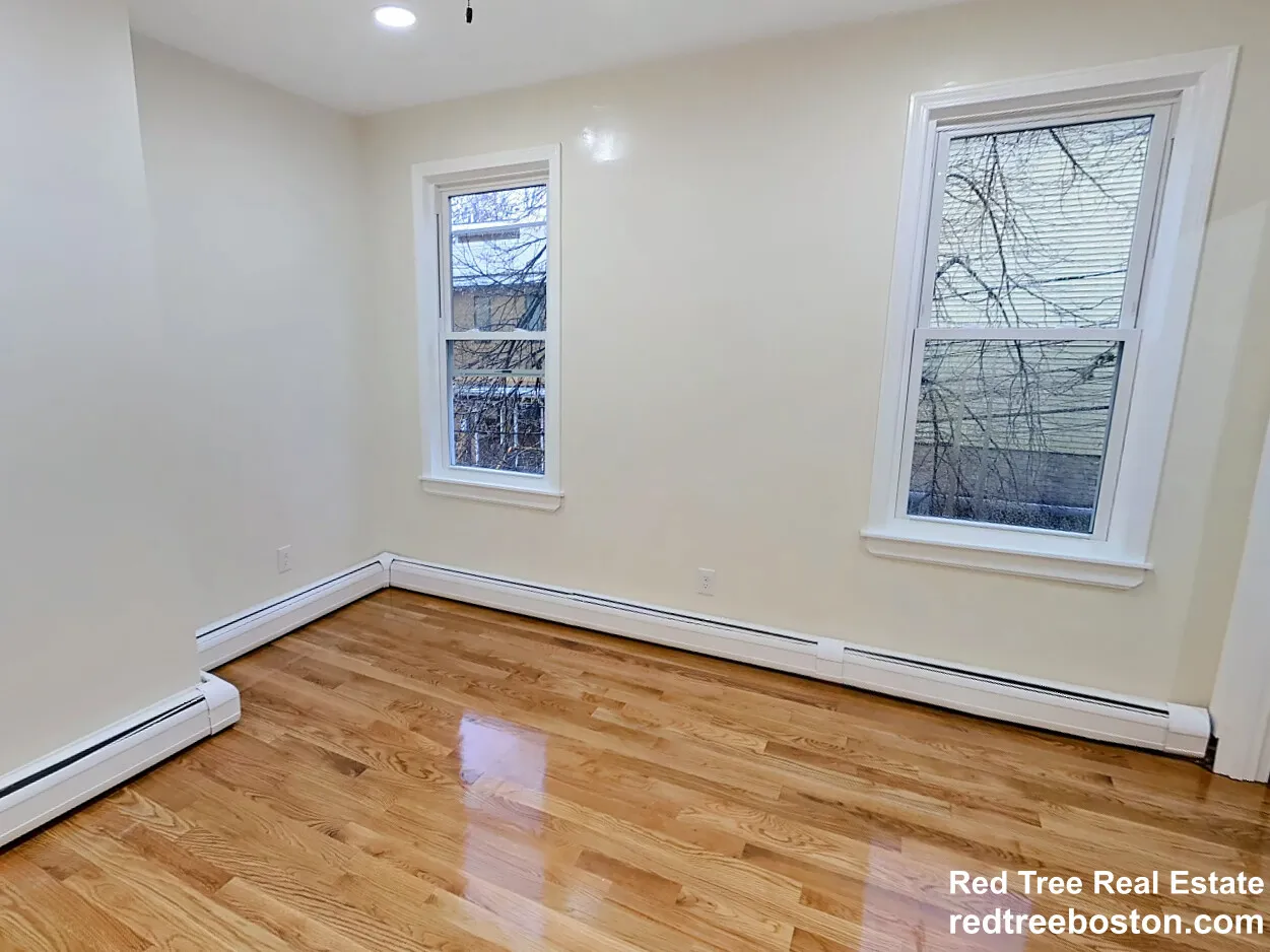 47 Cameron St, Boylston Street