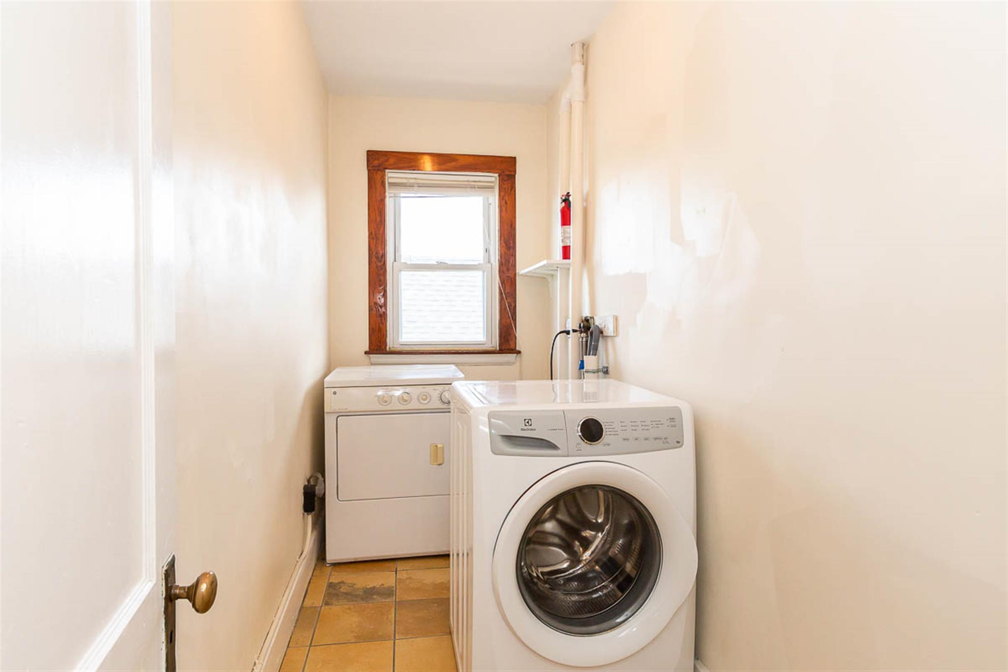 4 bed, 2 bath apartment for rent at 600 Broadway Unit 3, Ball Square — photo 5 of 15