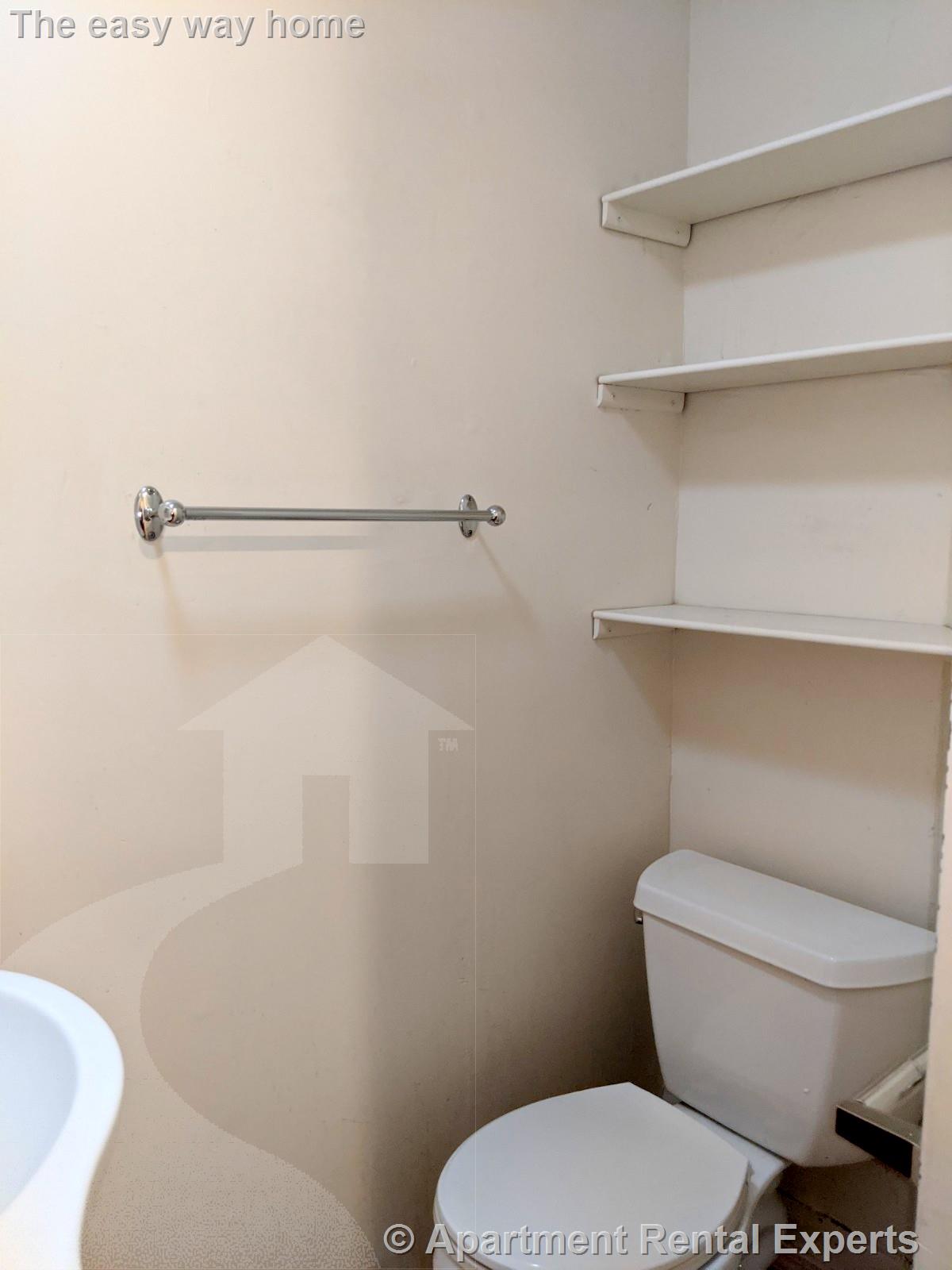 8 Evergreen Sq, Porter Square